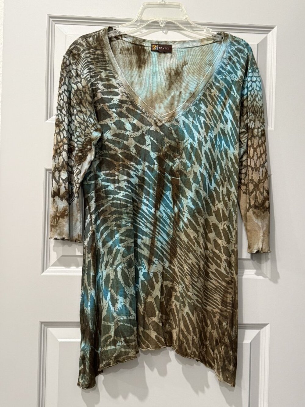 GORGEOUS TURQUOISE AND BROWN ANIMAL PRINT TUNIC - SMALL